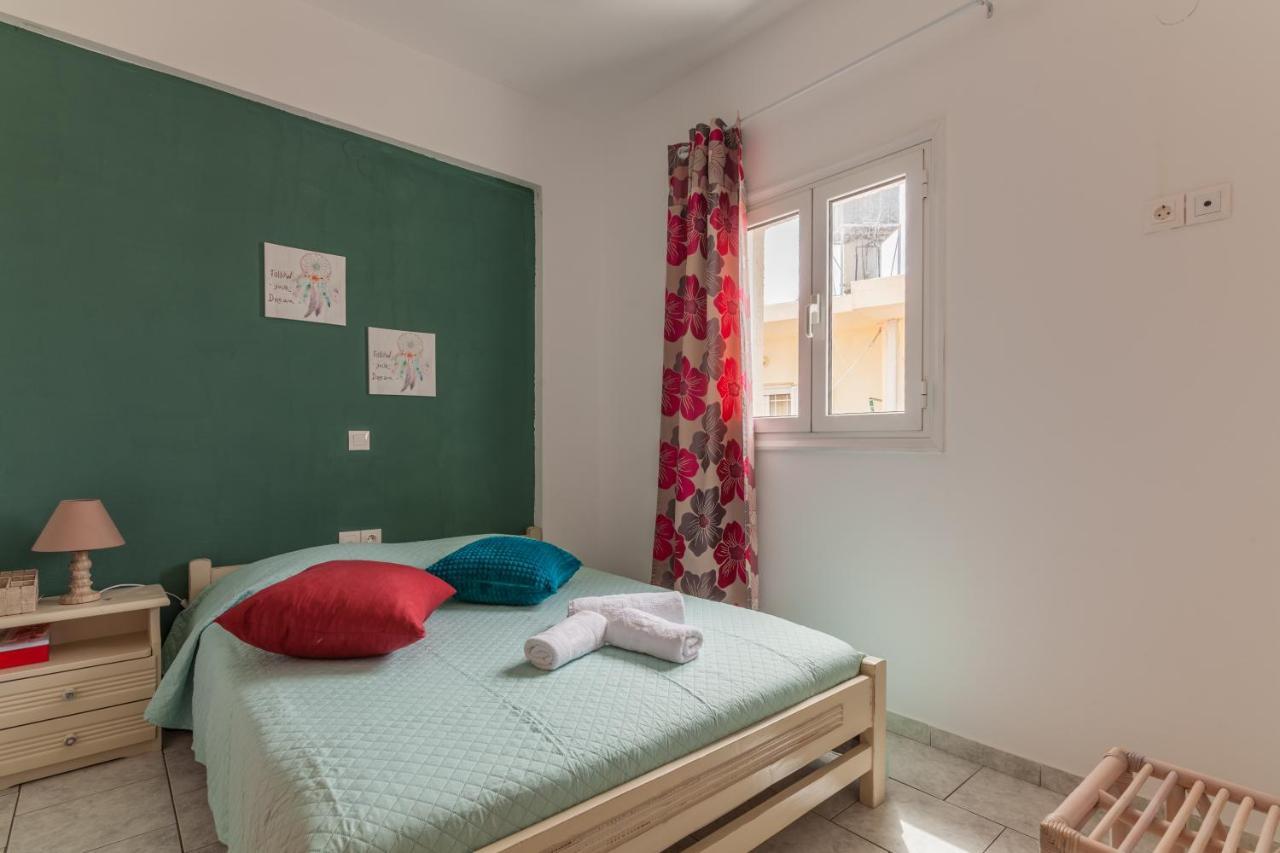 Guests Apartments In Sissi Creta Kültér fotó